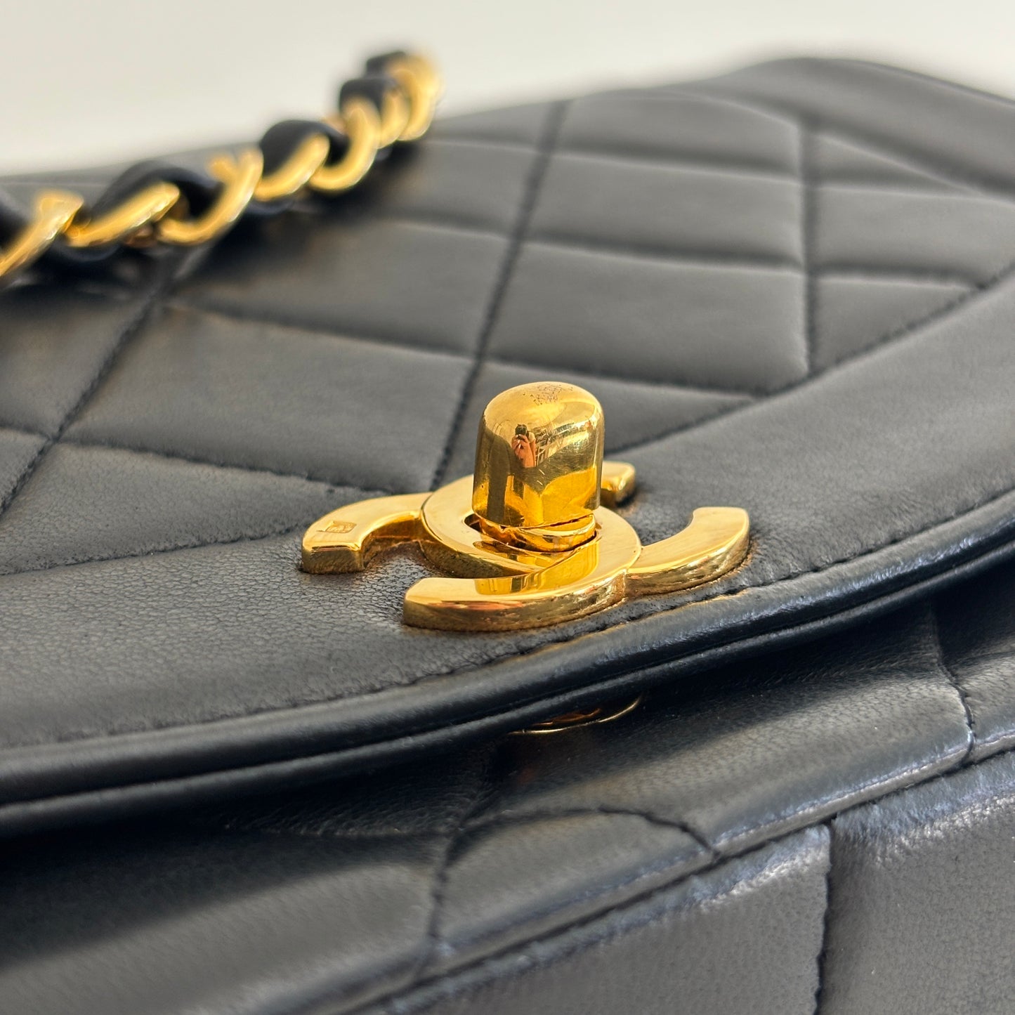 CHANEL Lambskin Diana Medium Black