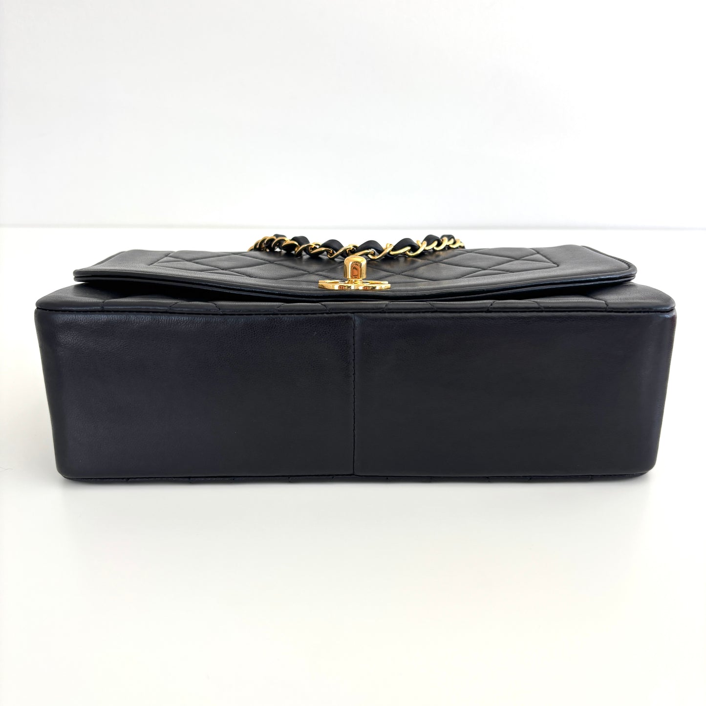 CHANEL Lambskin Diana Medium Black