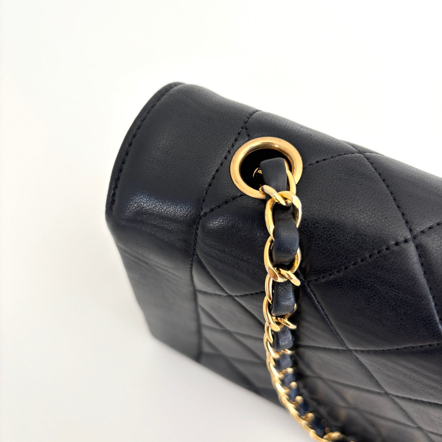CHANEL Lambskin Diana Medium Black