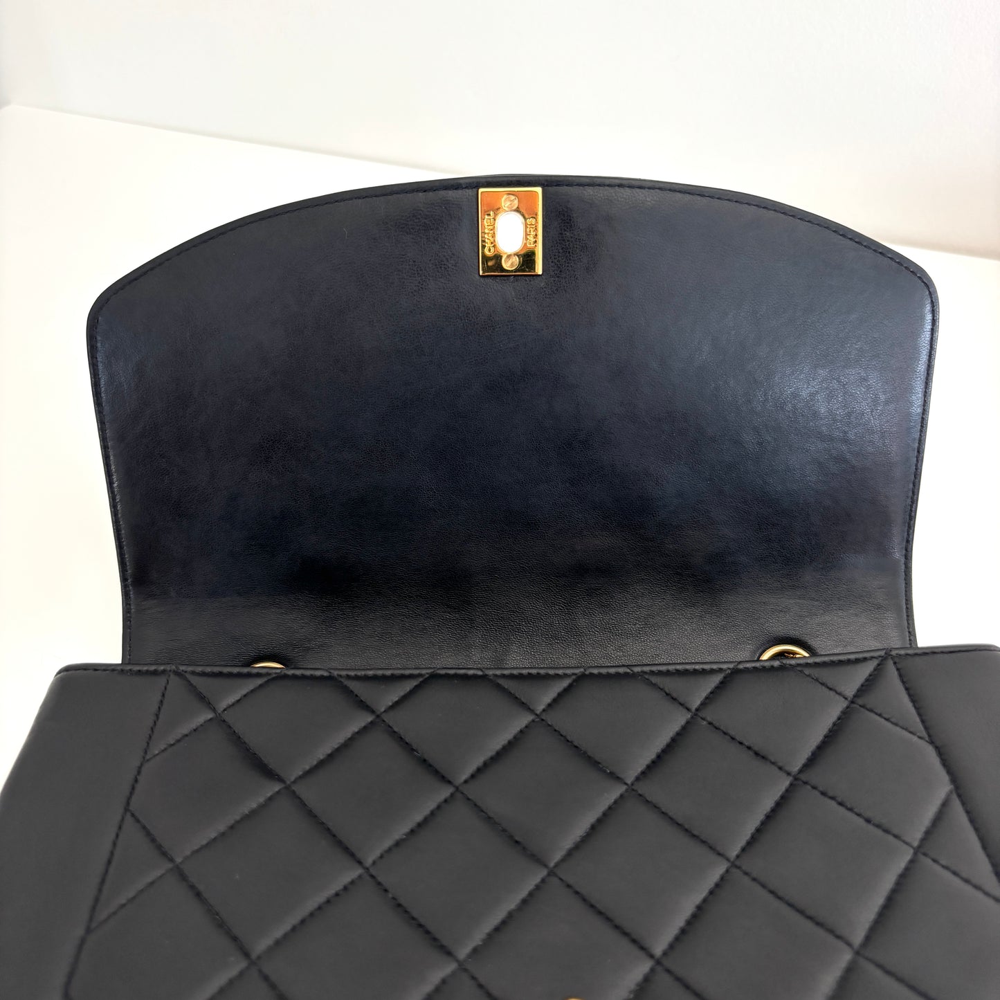 CHANEL Lambskin Diana Medium Black