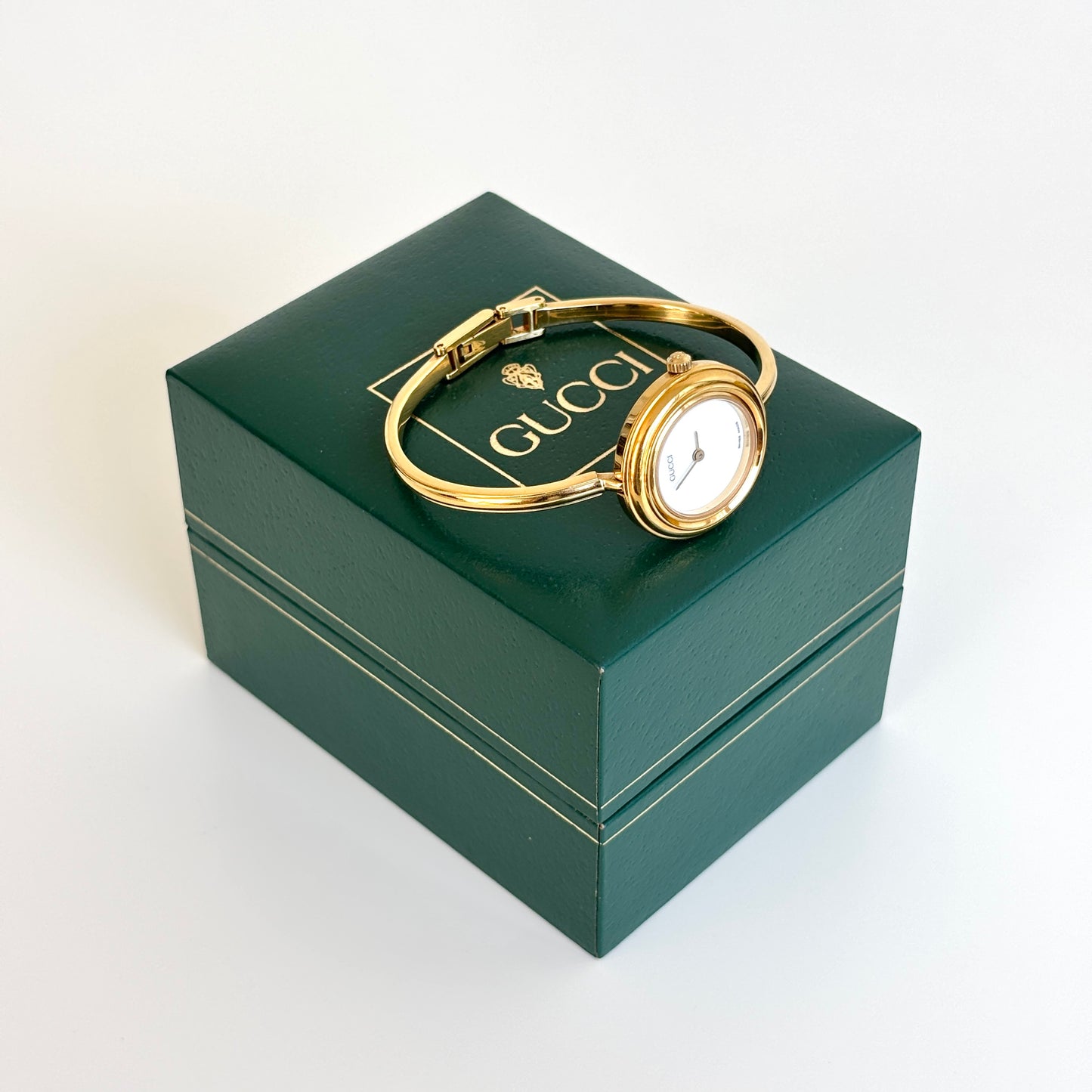 GUCCI Change Bezel Bangle Multicolor Watch