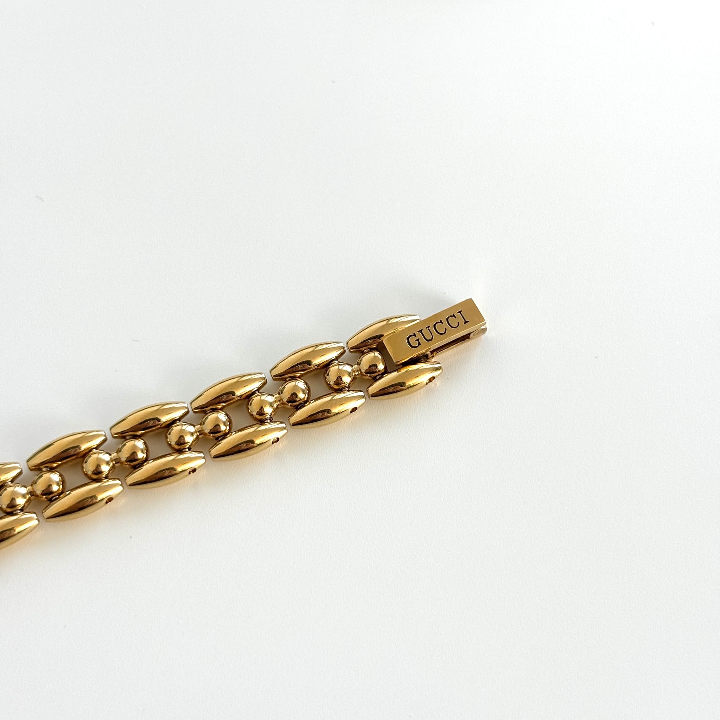 GUCCI Change Bezel Rice Link Multicolor Watch
