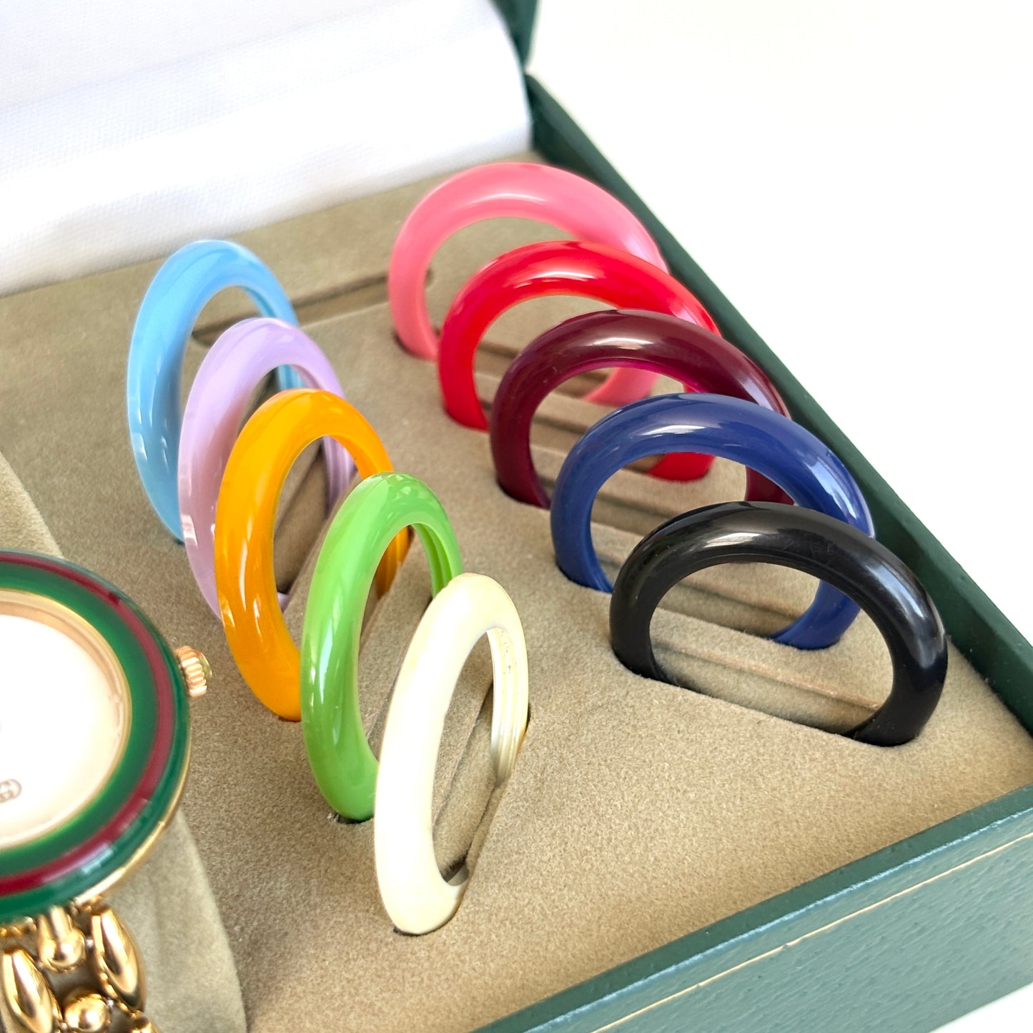 GUCCI Change Bezel Rice Link Multicolor Watch