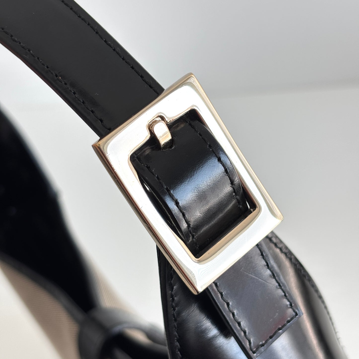 GUCCI Canvas Jackie Gray