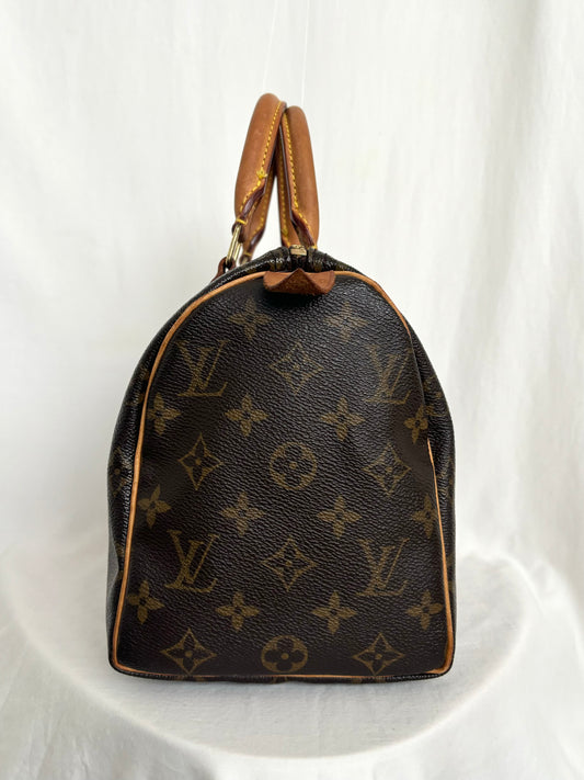 LOUIS VUITTON Monogram Speedy 25