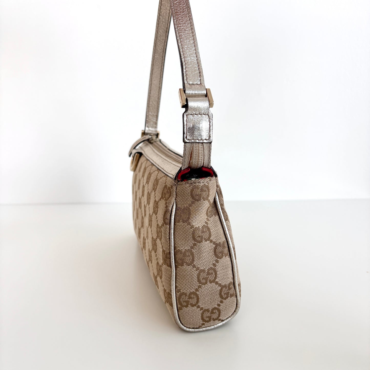 GUCCI Monogram Canvas Abbey Pochette Beige/Silver