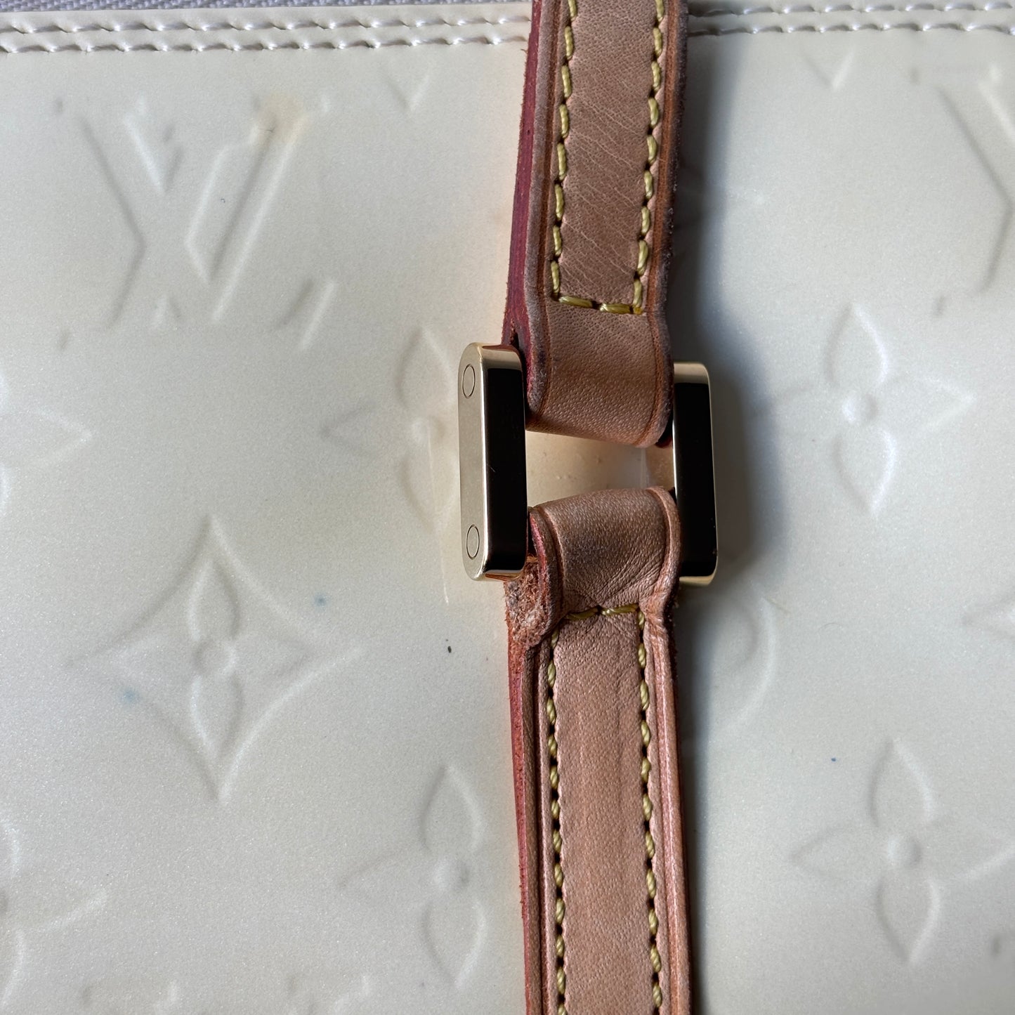 LOUIS VUITTON Vernis Leather Bedford Yellow