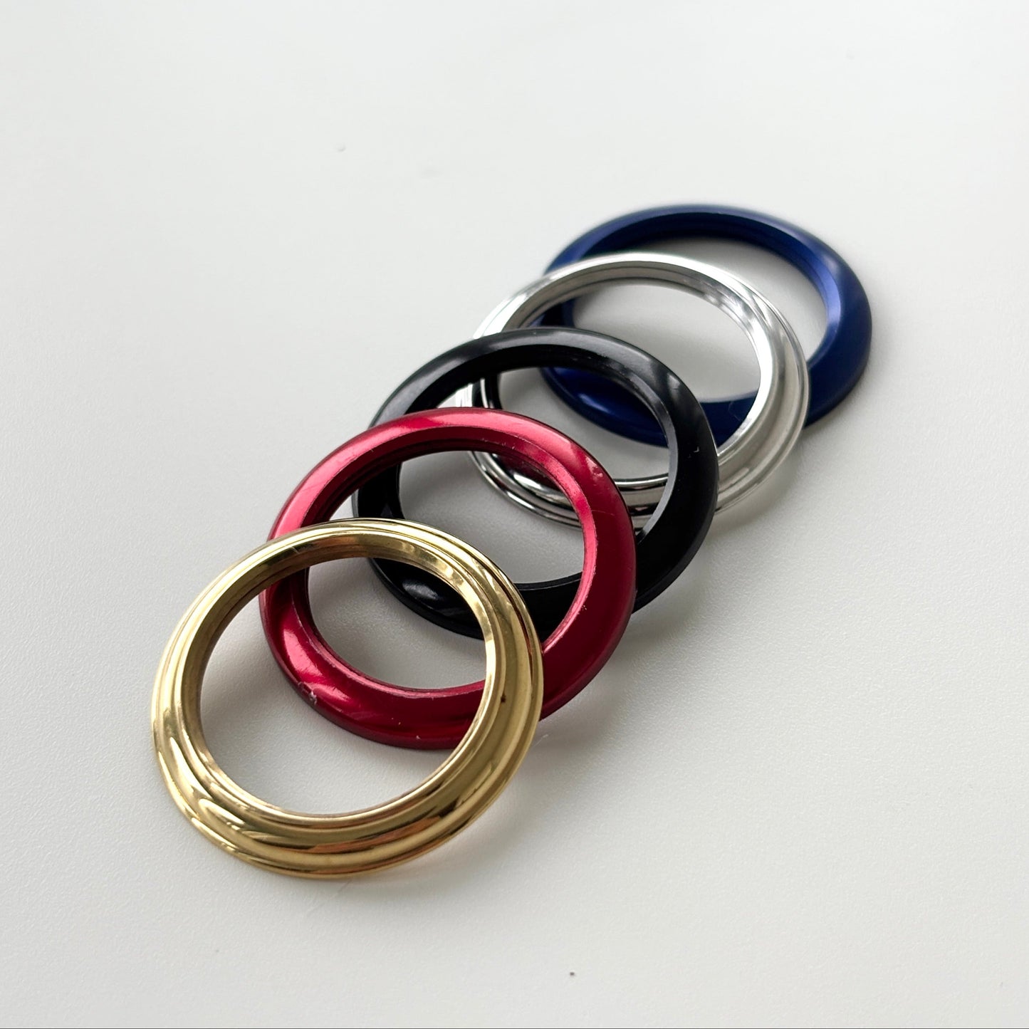 GUCCI Change Bezel Watch Bangle + 5 Bezels