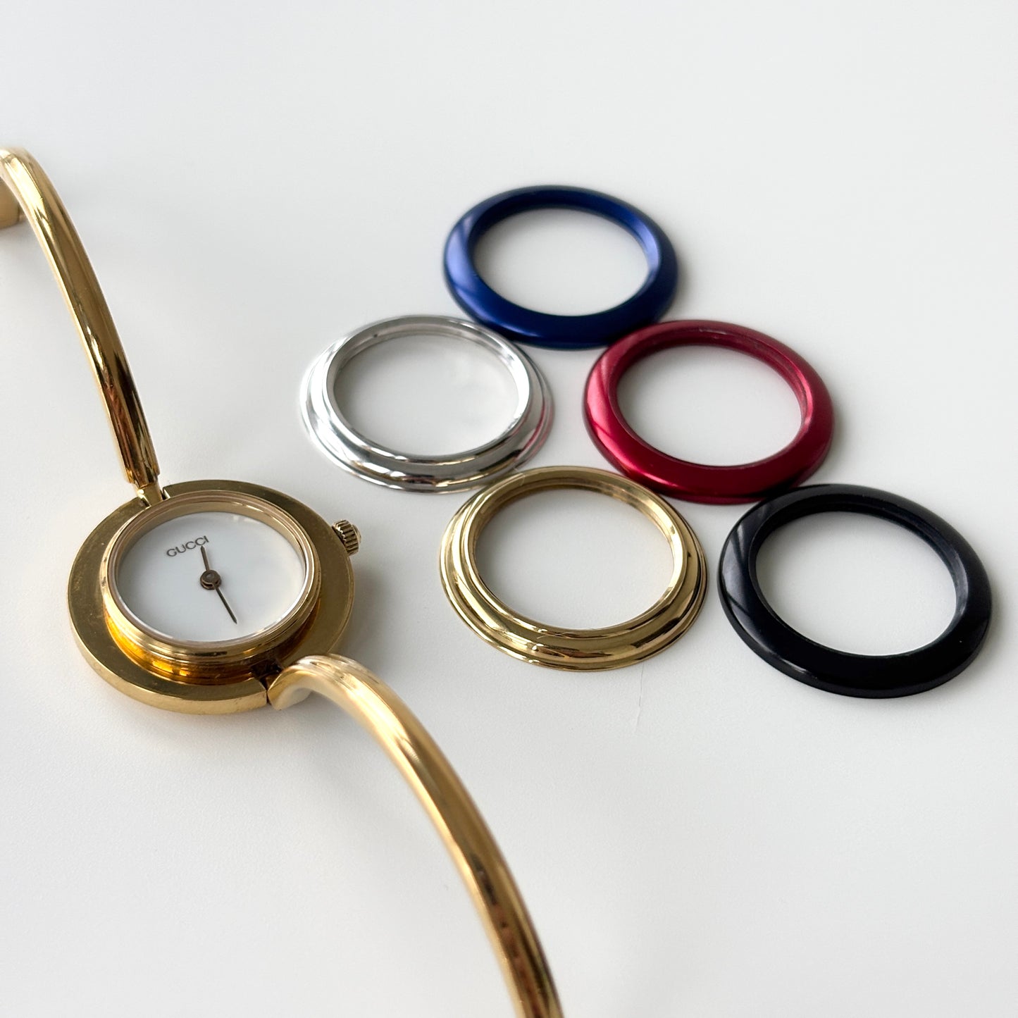 GUCCI Change Bezel Watch Bangle + 5 Bezels