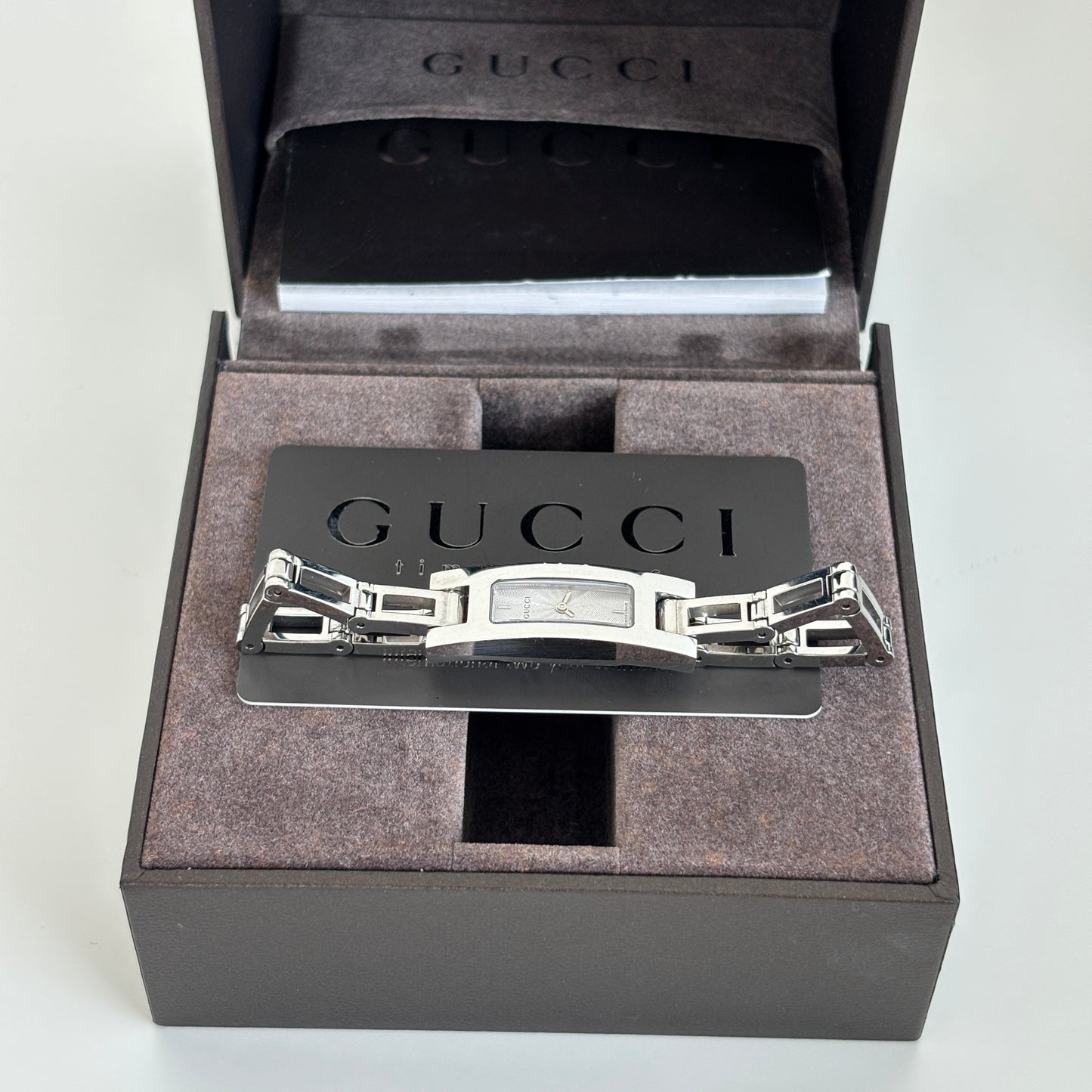 GUCCI 3900L Steel Watch Silver