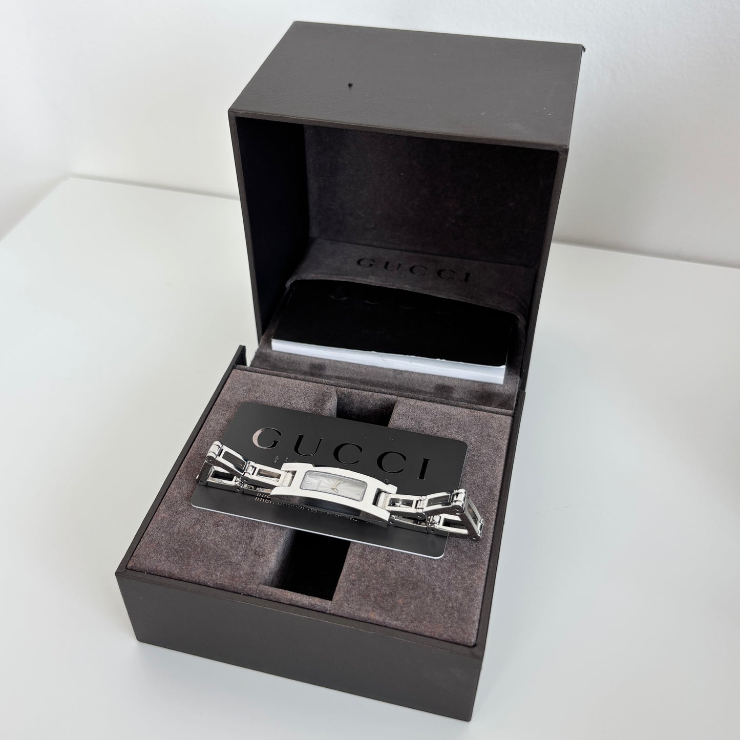 GUCCI 3900L Steel Watch Silver