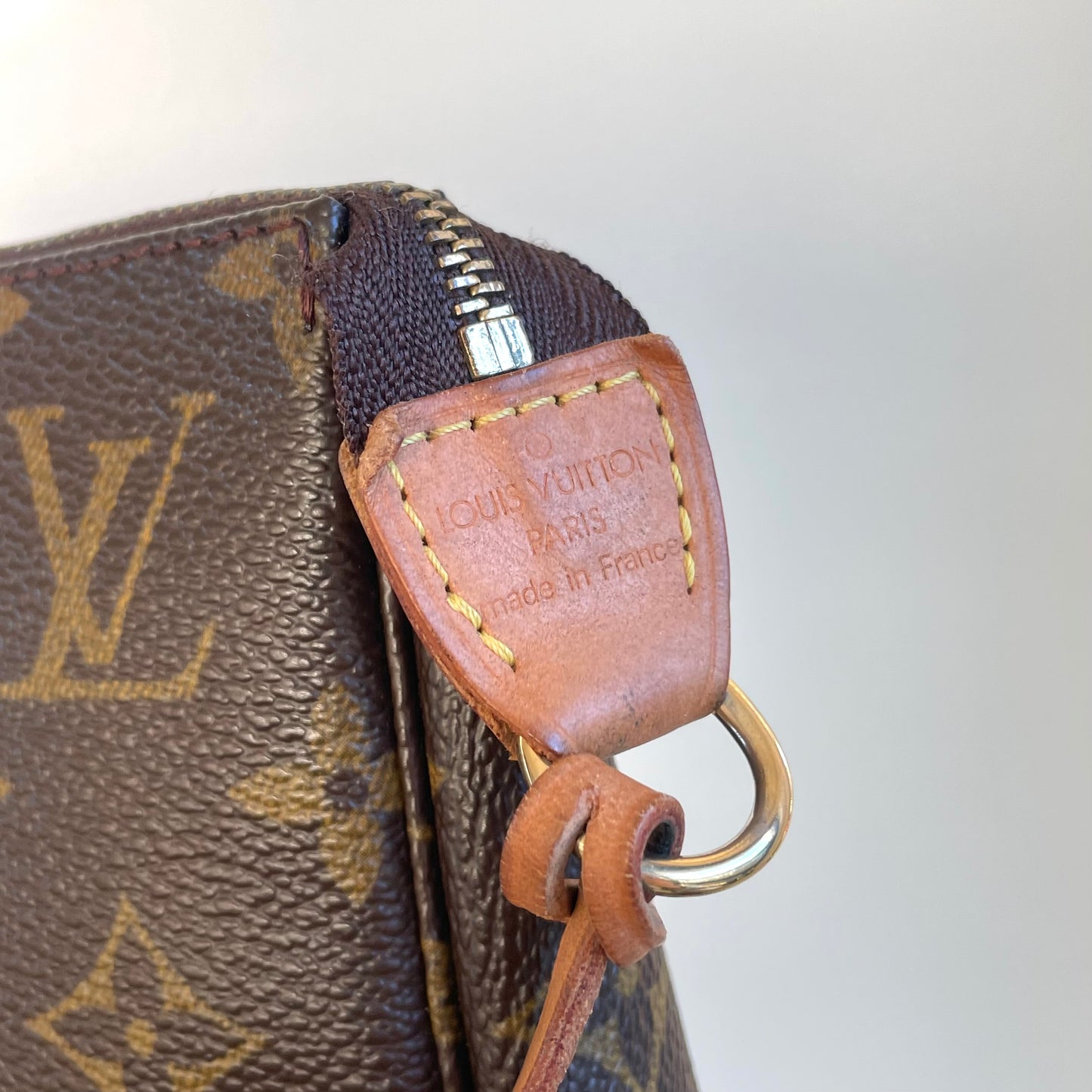 Pre-Owned Louis Vuitton Pochette Accessoires- 2249MQ175 