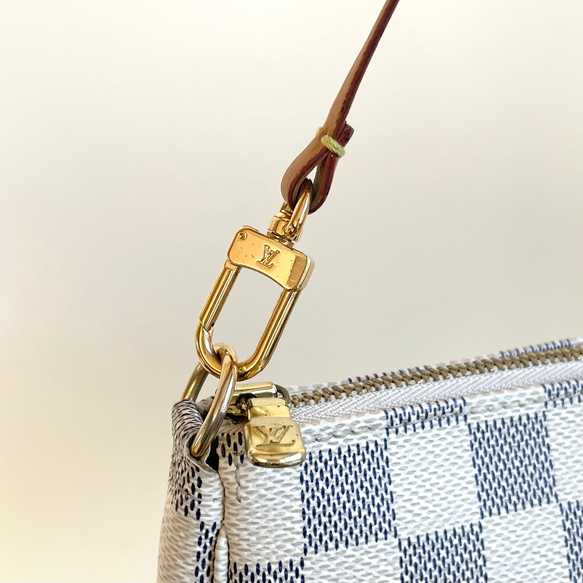 Louis Vuitton Pochette Accessories Damier Azur White