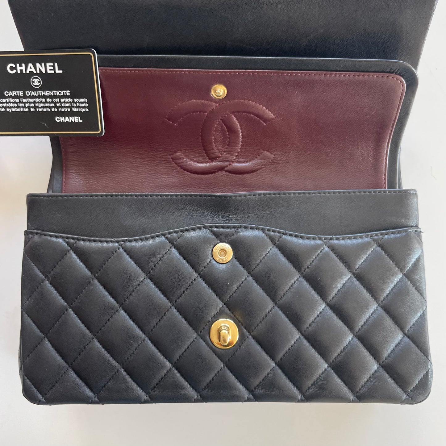 CHANEL Classic Flap Handbag Medium