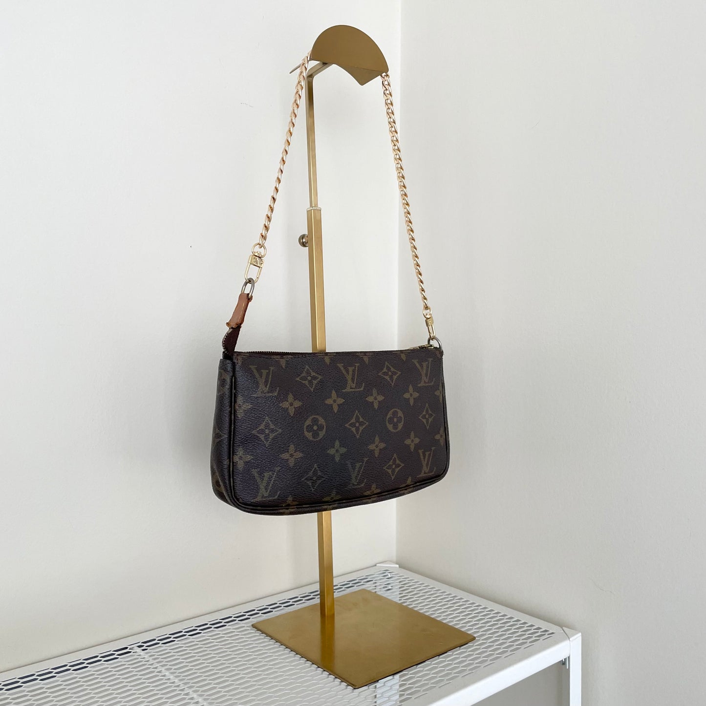 LOUIS VUITTON Monogram Canvas Pochette Accessoires Handbag
