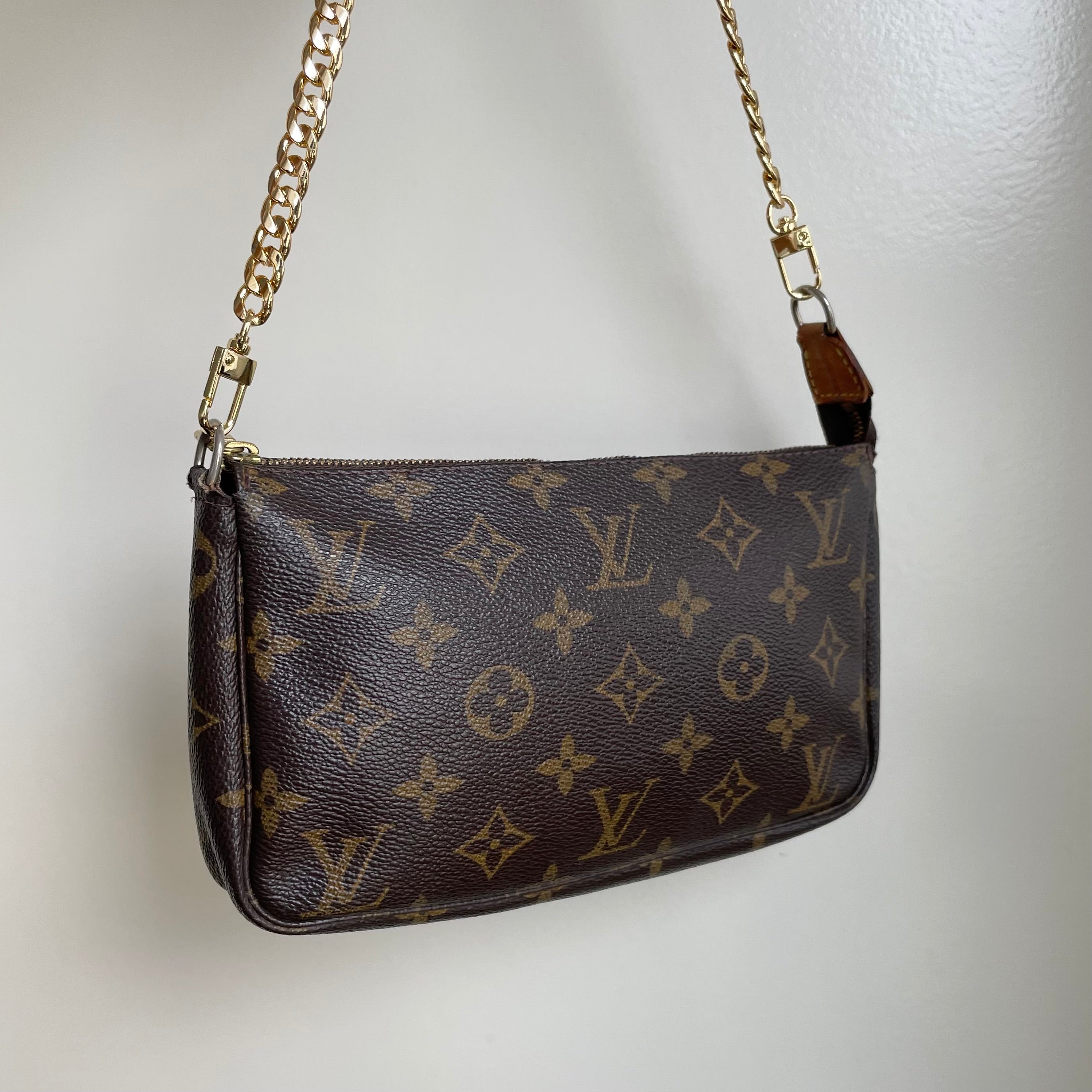 Louis Vuitton Pre-loved Louis Vuitton Pochette Mira MM monogram chain  handbag PVC leather Brown 2023 | Buy Louis Vuitton Online | ZALORA Hong Kong