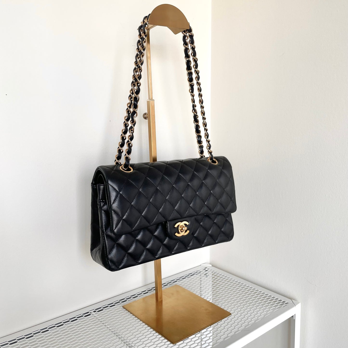 CHANEL Classic Flap Handbag Medium