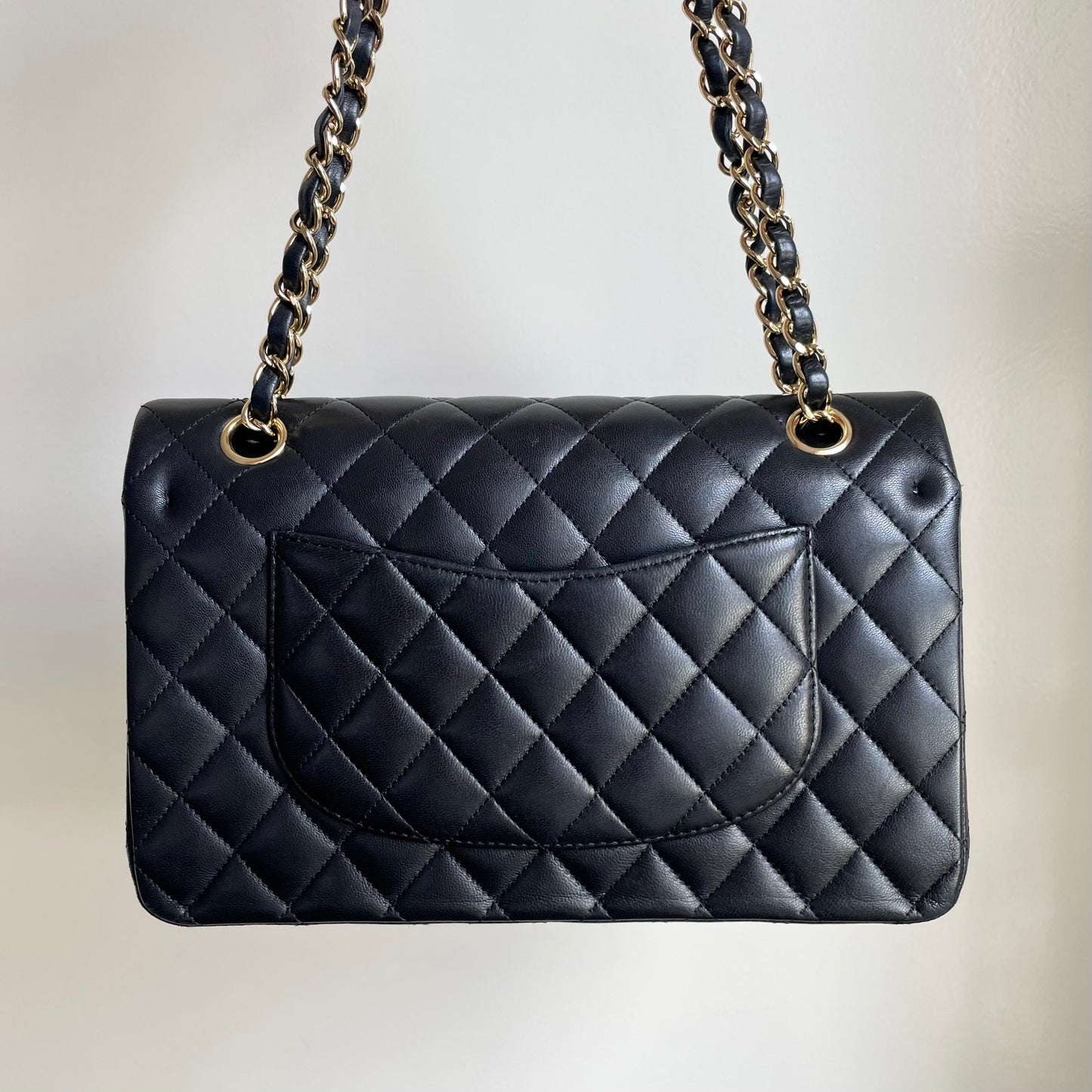 CHANEL Classic Flap Handbag Medium